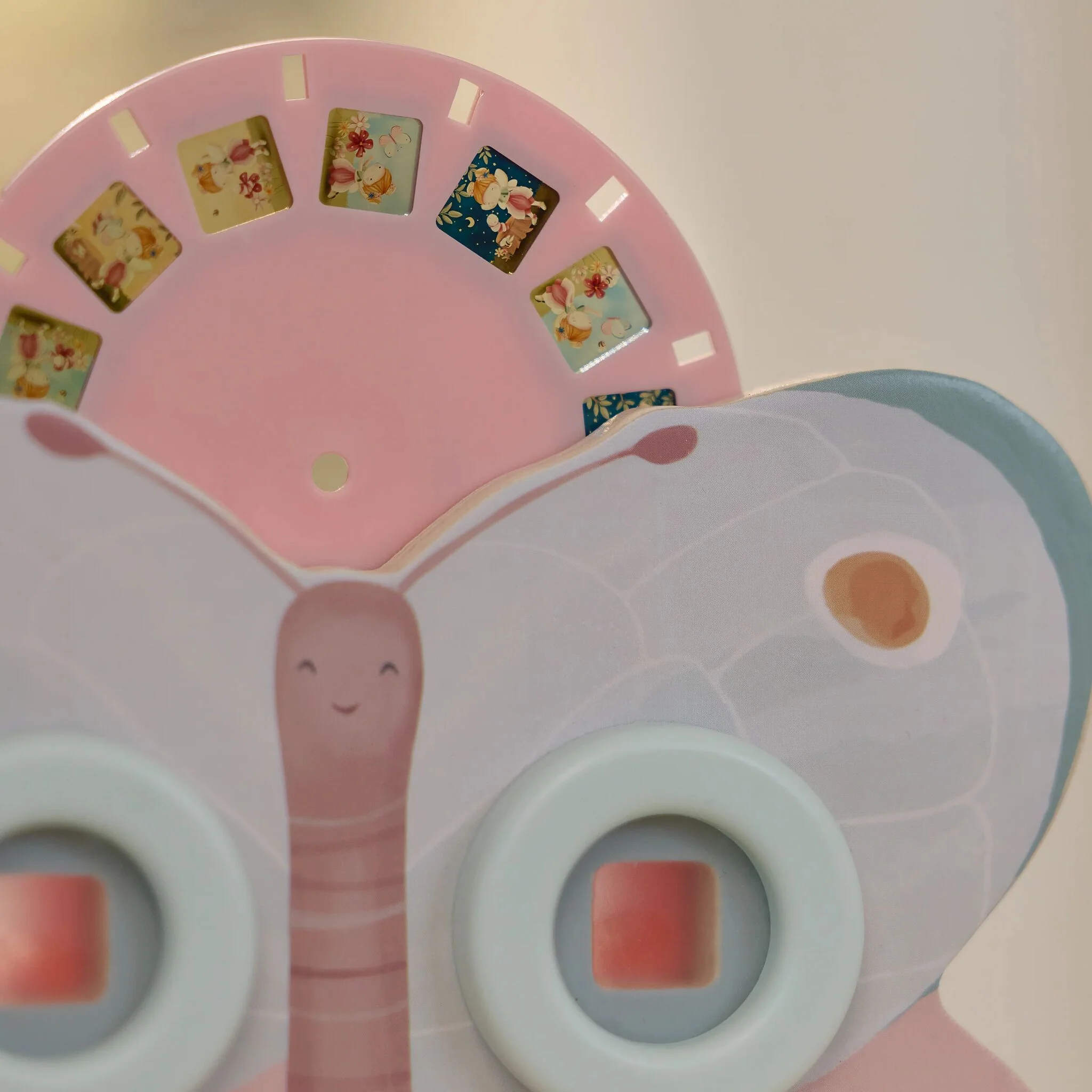 Verhalenkijker Vlinder - Roze - Image 5